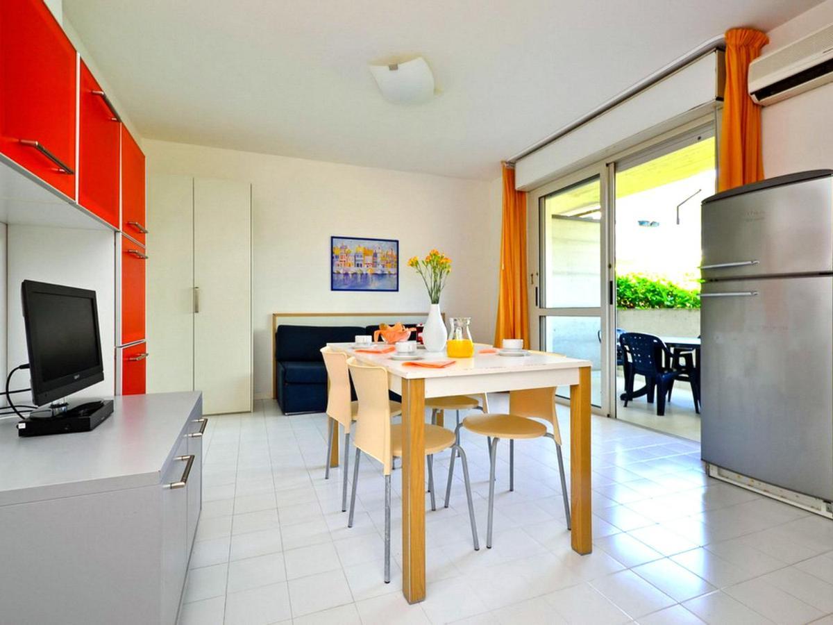 Apartment Parco Hemingway-3 By Interhome Lignano Sabbiadoro Exteriör bild