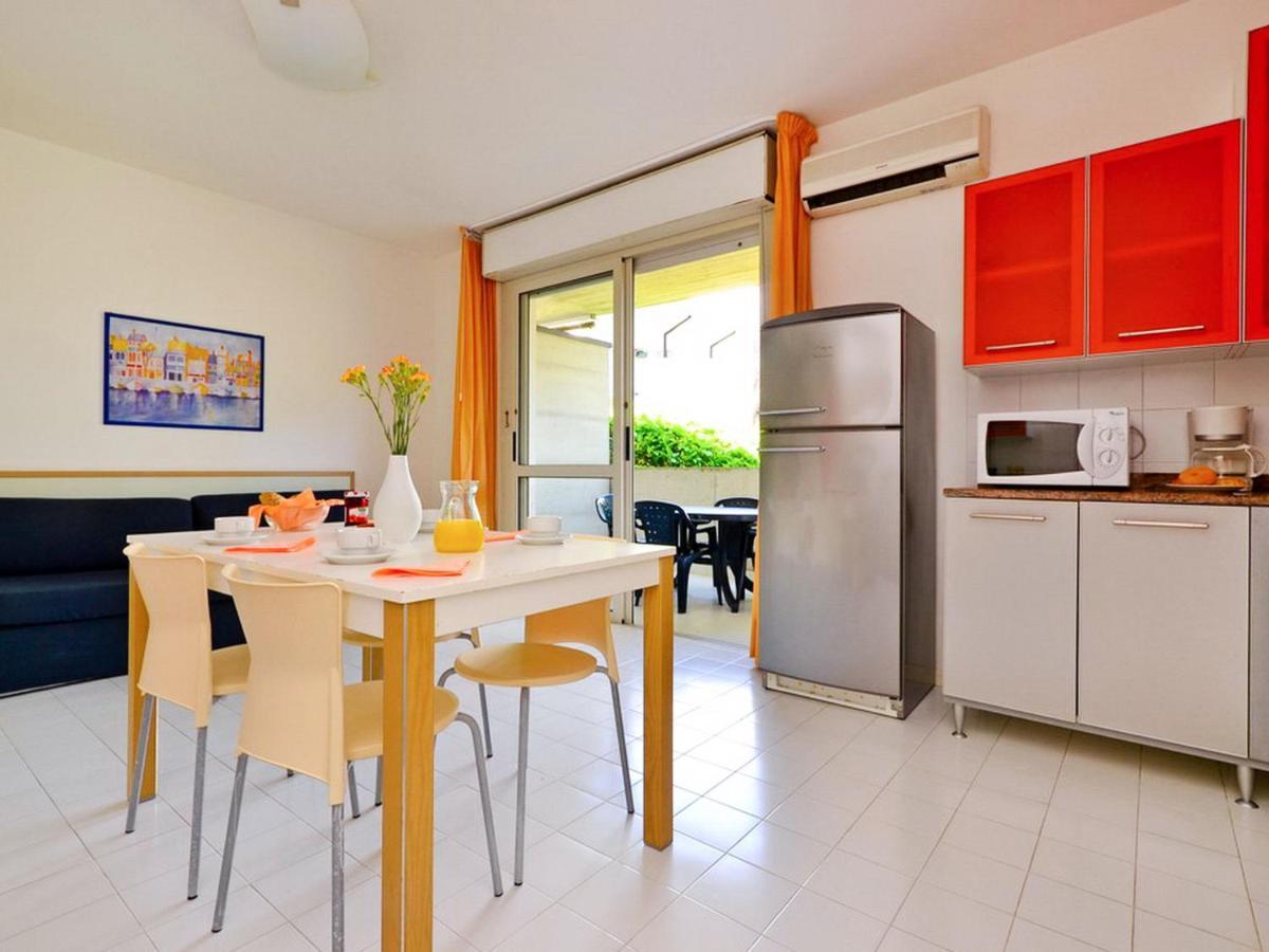 Apartment Parco Hemingway-3 By Interhome Lignano Sabbiadoro Exteriör bild